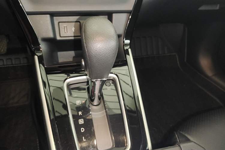 Used Nissan Sylphy 2022 Classic 1.6XL CVT Luxury Edition Gear Lever