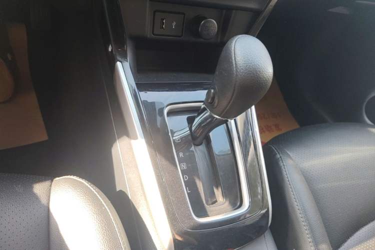 Used Nissan Sylphy 2022 Classic 1.6XL CVT Luxury Edition Gear Lever