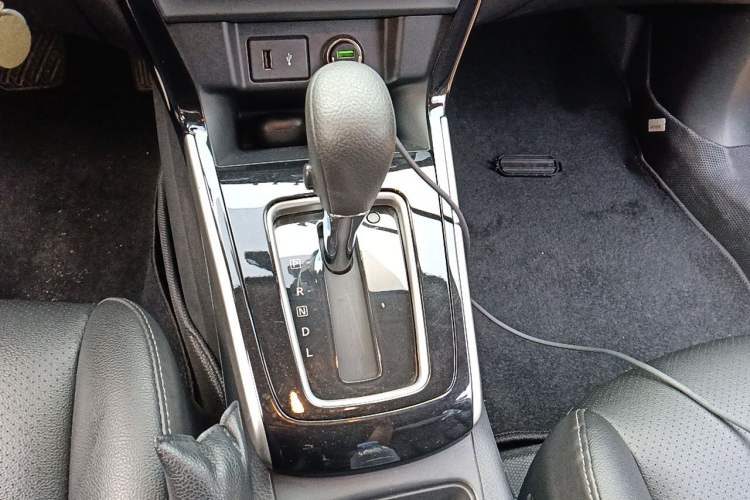 Used Nissan Sylphy 2022 Classic 1.6XL CVT Luxury Edition Gear Lever