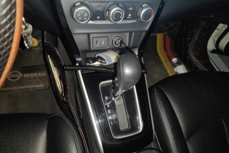Used Nissan Sylphy 2022 Classic 1.6XL CVT Luxury Edition Gear Lever