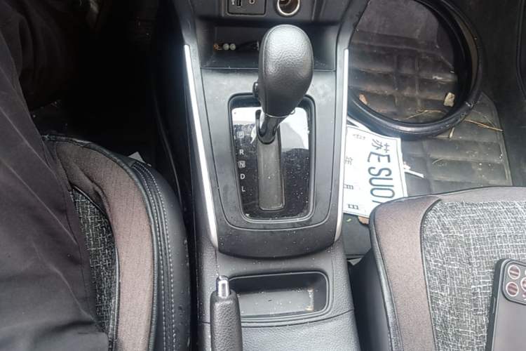 Used Nissan Sylphy 2022 Classic 1.6XE CVT Comfort Edition Gear Lever