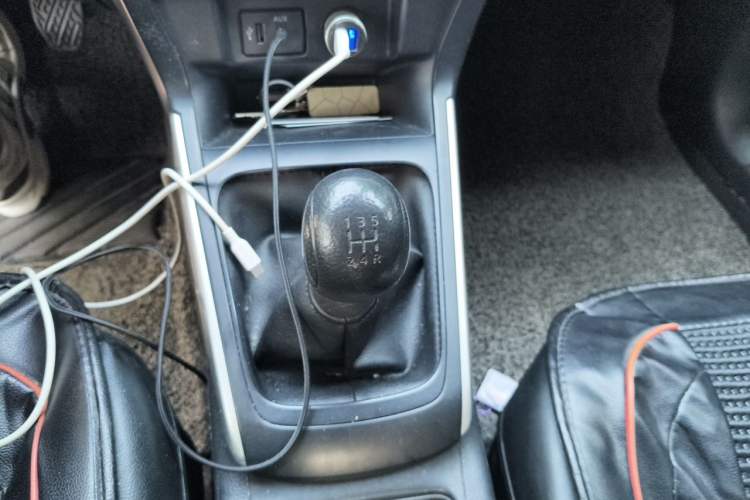Used Nissan Sylphy 2022 Classic 1.6XE Manual Comfort Edition Gear Lever
