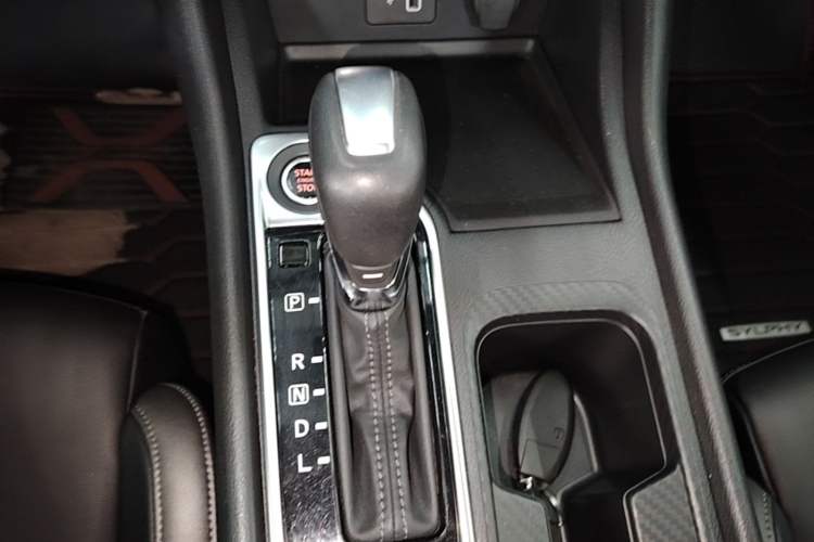 Used Nissan Sylphy 2022 1.6L XL CVT Enjoyment Edition Gear Lever