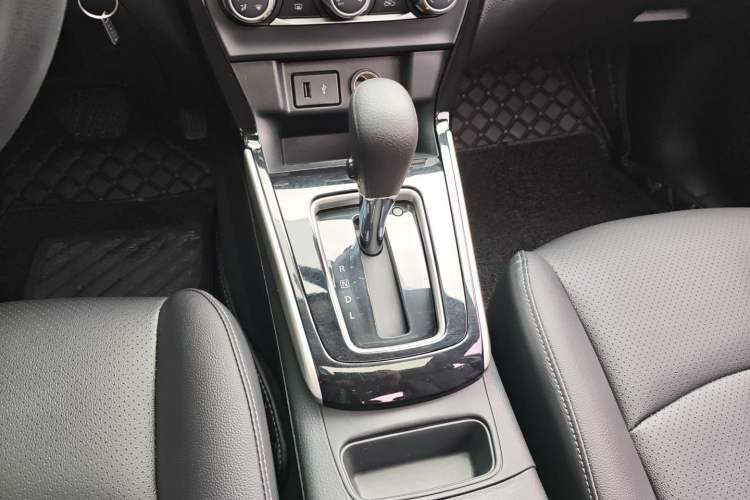 Used Nissan Sylphy 2022 Classic 1.6XL CVT Luxury Edition Gear Lever