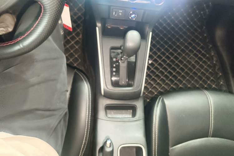 Used Nissan Sylphy 2022 Classic 1.6XE CVT Comfort Edition Gear Lever