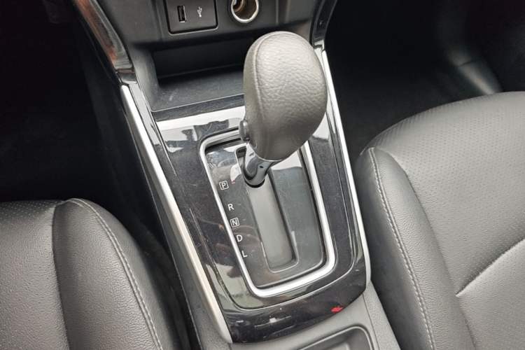 Used Nissan Sylphy 2022 Classic 1.6XL CVT Luxury Edition Gear Lever