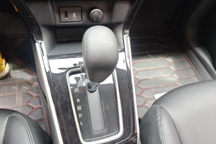 Used Nissan Sylphy 2022 Classic 1.6XL CVT Luxury Edition Gear Lever