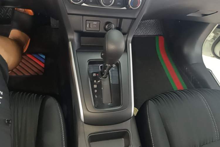 Used Nissan Sylphy 2022 Classic 1.6XE CVT Comfort Edition Gear Lever