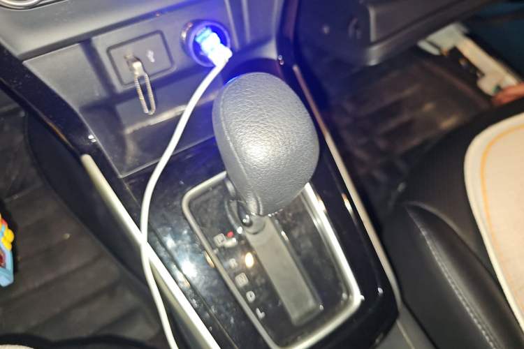 Used Nissan Sylphy 2022 Revised Version Classic 1.6XL CVT Luxury Edition Gear Lever