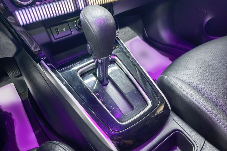 Used Nissan Sylphy 2022 Classic 1.6XL CVT Luxury Edition Gear Lever