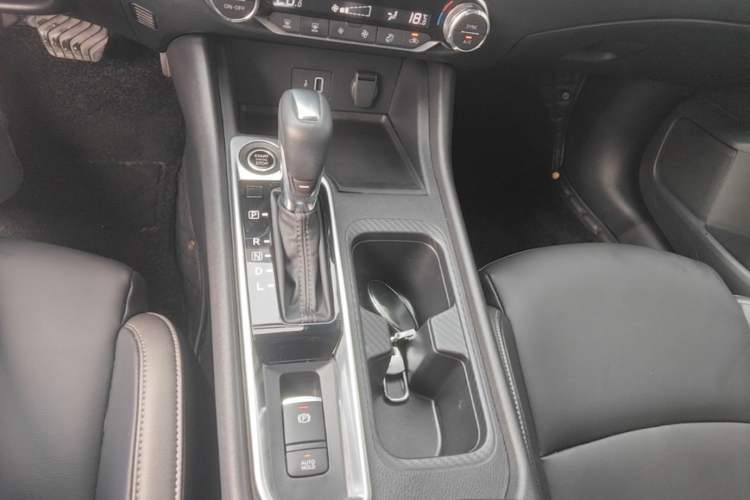 Used Nissan Sylphy 2022 1.6L XL CVT Enjoyment Edition Gear Lever