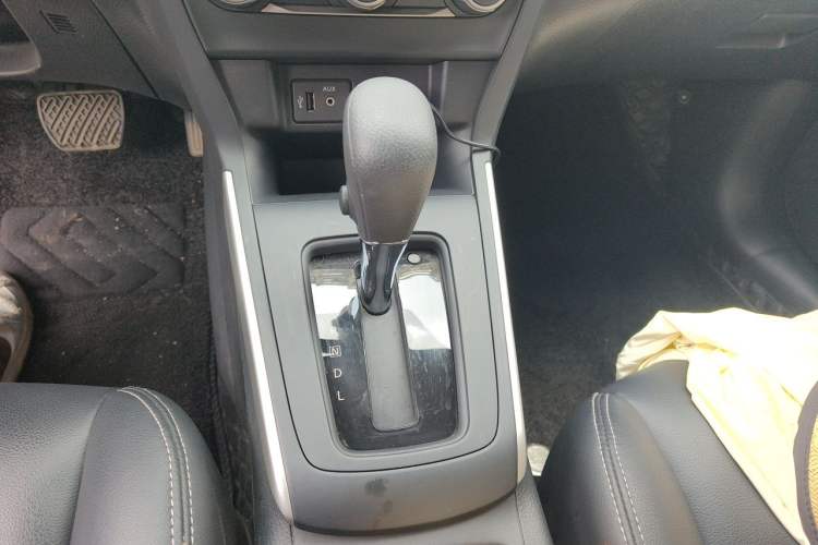 Used Nissan Sylphy 2022 Classic 1.6XE CVT Comfort Edition Gear Lever