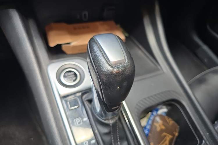 Used Nissan Sylphy 2022 1.6L XL CVT Enjoyment Edition Gear Lever