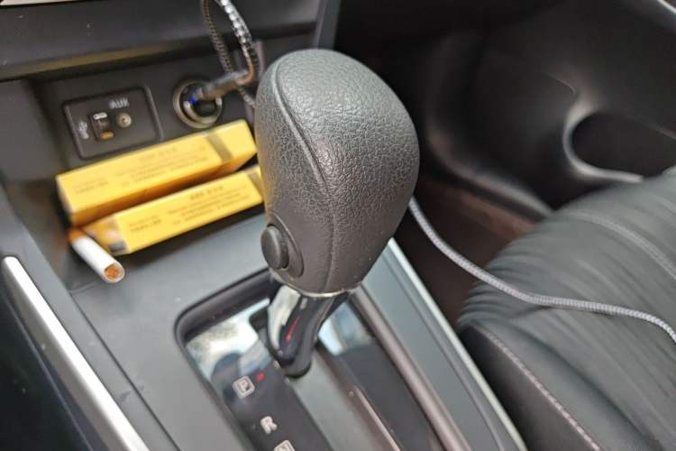 Used Nissan Sylphy 2022 Classic 1.6XE CVT Comfort Edition Gear Lever