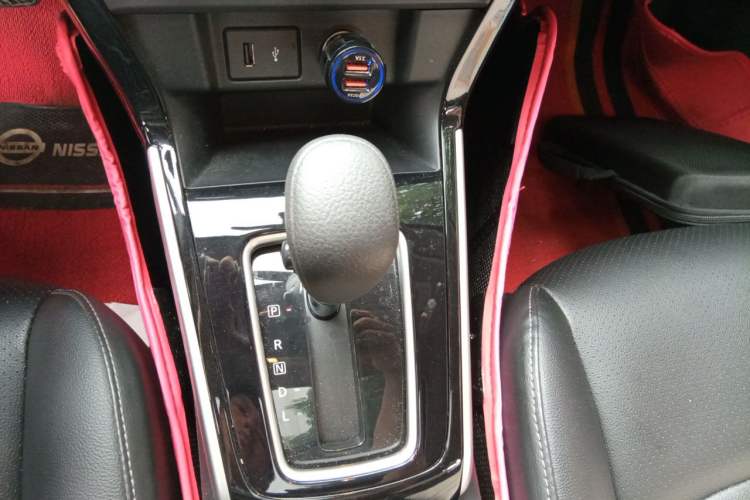 Used Nissan Sylphy 2022 Classic 1.6XL CVT Luxury Edition Gear Lever