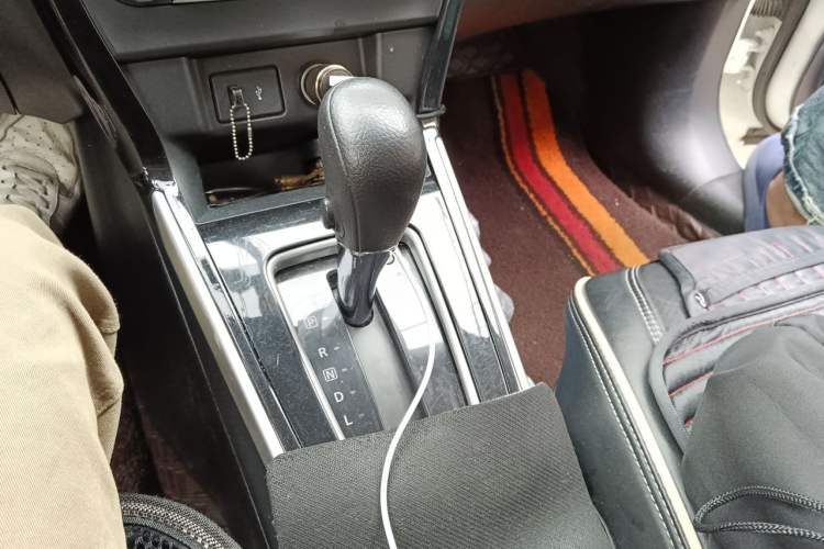 Used Nissan Sylphy 2022 Classic 1.6XL CVT Luxury Edition Gear Lever