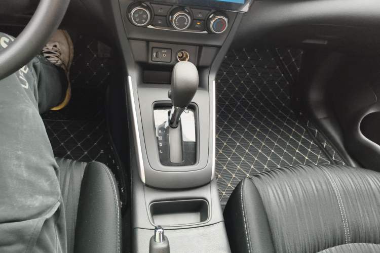 Used Nissan Sylphy 2022 Classic 1.6XE CVT Comfort Edition Gear Lever