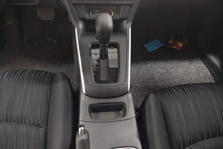 Used Nissan Sylphy 2022 Classic 1.6XE CVT Comfort Edition Gear Lever