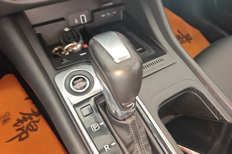 Used Nissan Sylphy 2022 1.6L XL CVT Enjoyment Edition Gear Lever