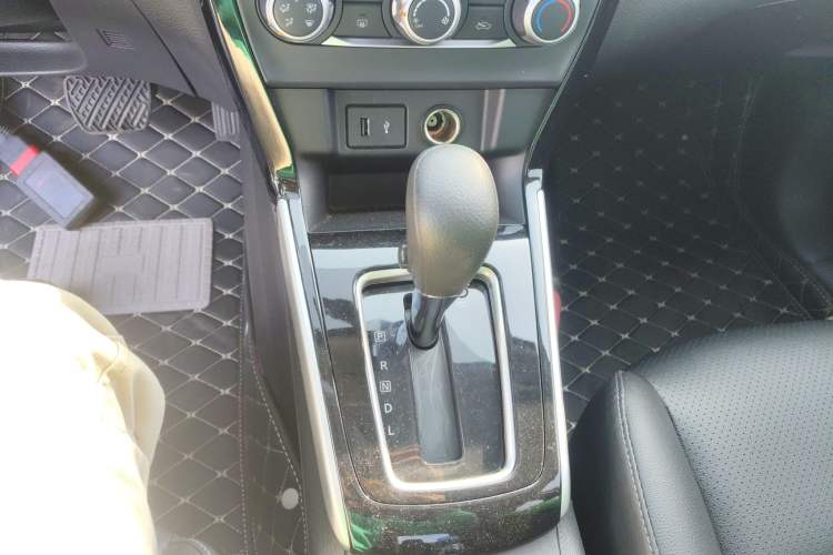 Used Nissan Sylphy 2022 Classic 1.6XL CVT Luxury Edition Gear Lever