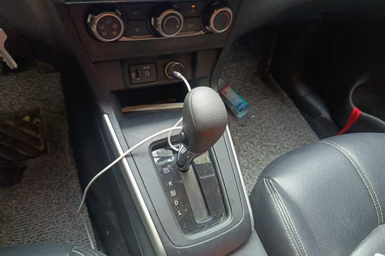 Used Nissan Sylphy 2022 Classic 1.6XE CVT Comfort Edition Gear Lever