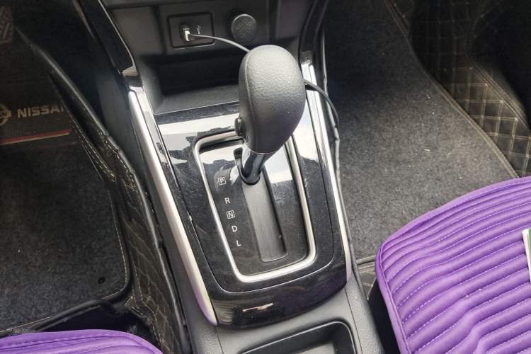Used Nissan Sylphy 2022 Classic 1.6XL CVT Luxury Edition Gear Lever