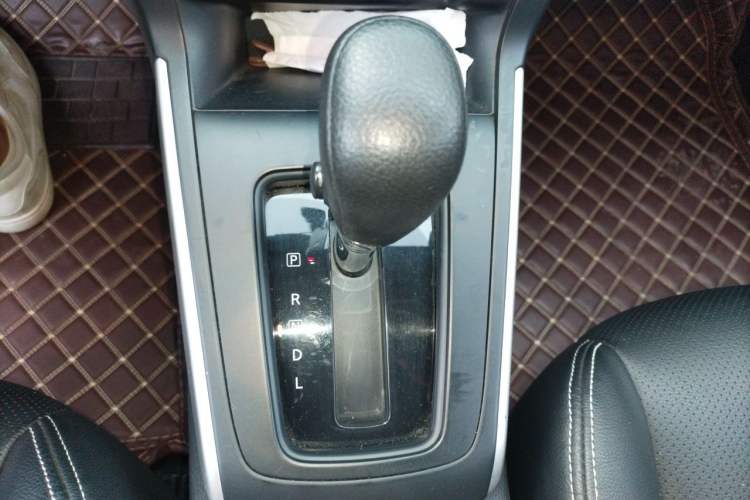 Used Nissan Sylphy 2022 Classic 1.6XE CVT Comfort Edition Gear Lever