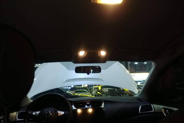 Used Nissan Sylphy 2022 Classic 1.6XE CVT Comfort Edition Headliner