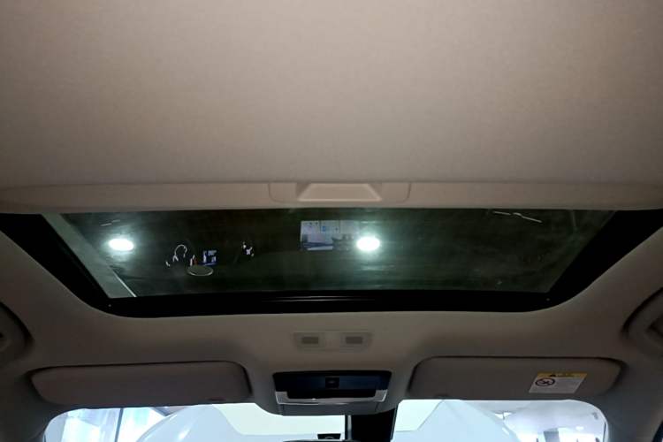 Used Nissan Sylphy 2022 1.6L XL CVT Enjoyment Edition Headliner