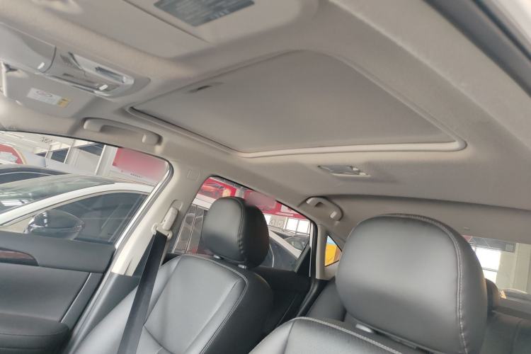 Used Nissan Sylphy 2022 Classic 1.6XL CVT Luxury Edition Headliner