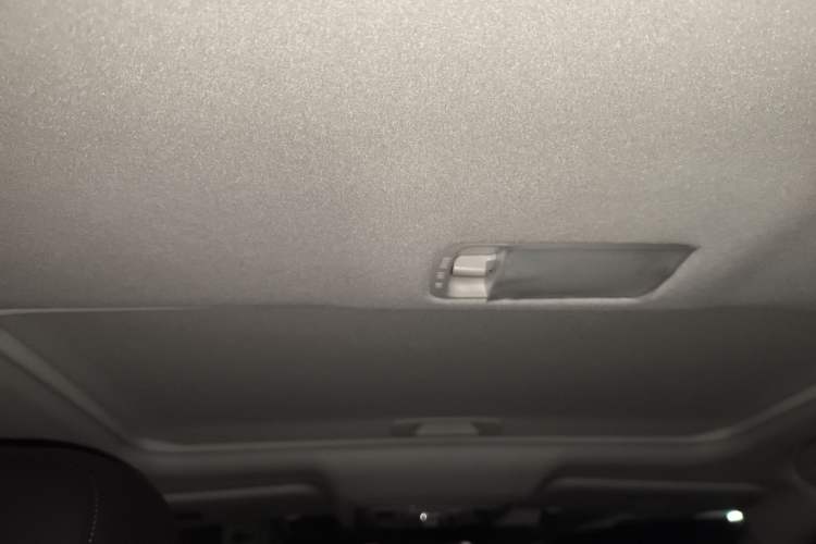 Used Nissan Sylphy 2022 Classic 1.6XL CVT Luxury Edition Headliner