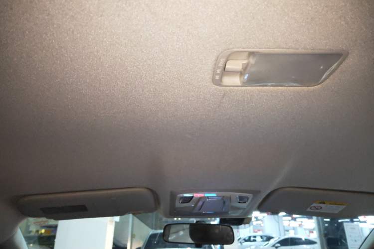 Used Nissan Sylphy 2022 Classic 1.6XE CVT Comfort Edition Headliner
