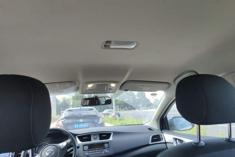 Used Nissan Sylphy 2022 Classic 1.6XE CVT Comfort Edition Headliner