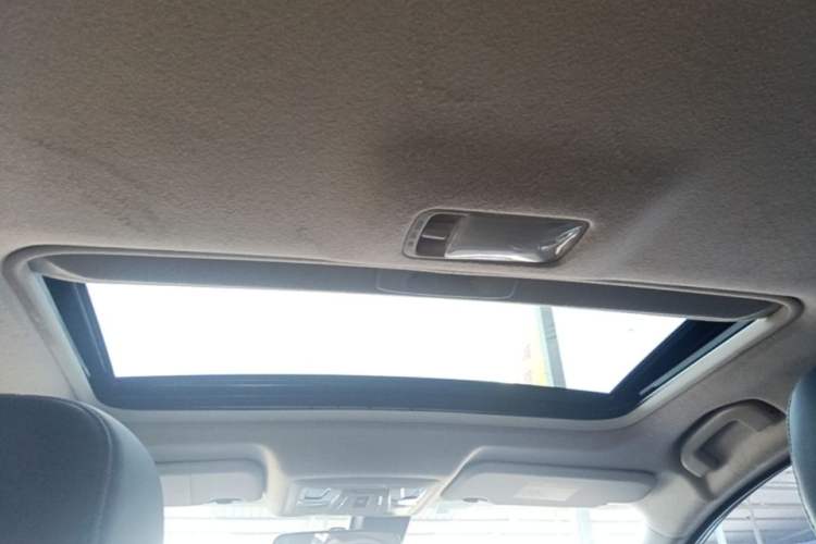 Used Nissan Sylphy 2022 Classic 1.6XL CVT Luxury Edition Headliner