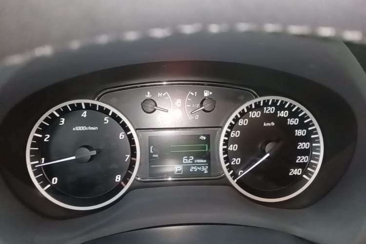 Used Nissan Sylphy 2022 Classic 1.6XE CVT Comfort Edition Instrument Cluster