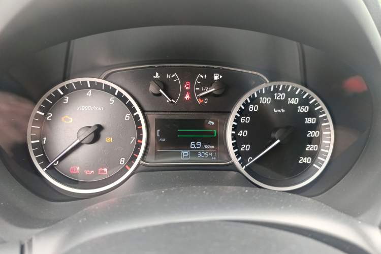 Used Nissan Sylphy 2022 Classic 1.6XE CVT Comfort Edition Instrument Cluster