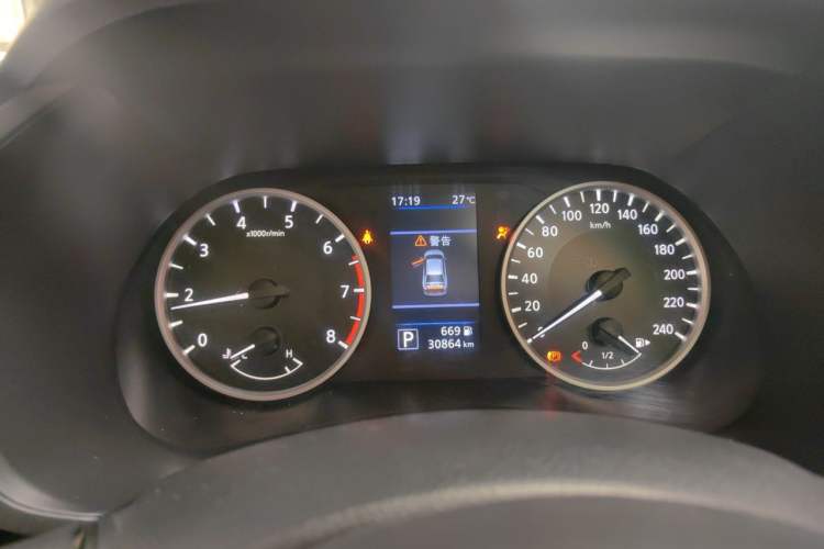 Used Nissan Sylphy 2022 Classic 1.6XE CVT Comfort Edition Instrument Cluster