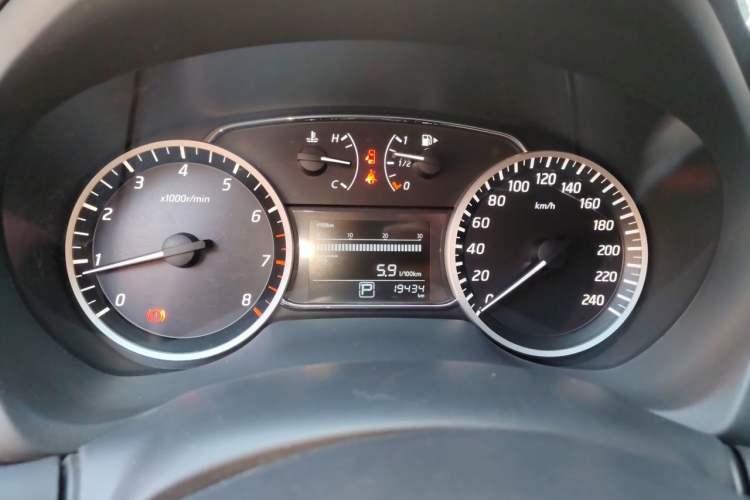 Used Nissan Sylphy 2022 Revised Version Classic 1.6XL CVT Luxury Edition Instrument Cluster