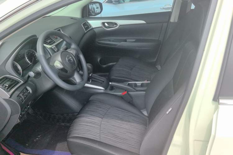 Used Nissan Sylphy 2022 Classic 1.6XE CVT Comfort Edition Interior 1