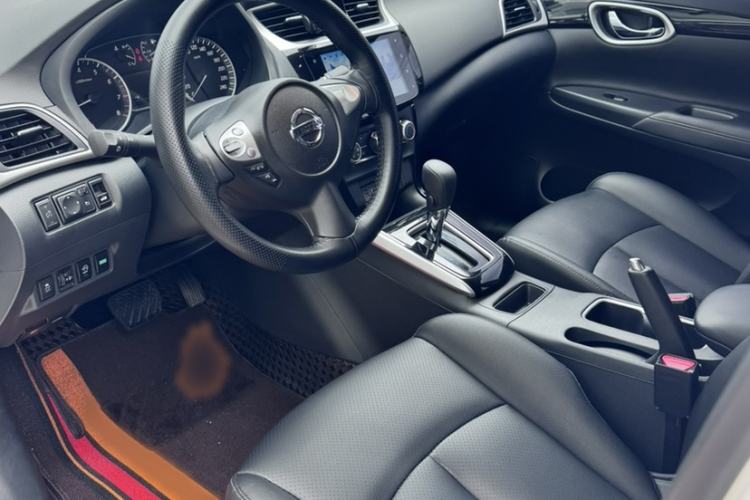 Used Nissan Sylphy 2022 Classic 1.6XL CVT Luxury Edition Interior 1
