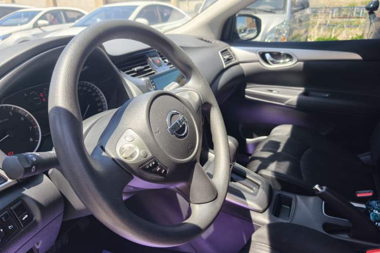 Used Nissan Sylphy 2022 Classic 1.6XE CVT Comfort Edition Interior 1