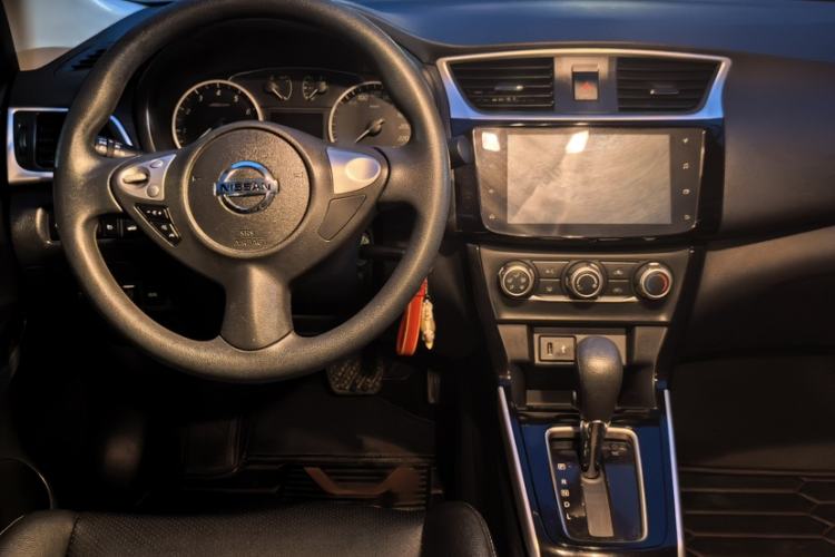 Used Nissan Sylphy 2022 Classic 1.6XL CVT Luxury Edition Interior 1