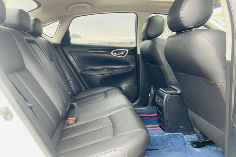 Used Nissan Sylphy 2022 Classic 1.6XL CVT Luxury Edition Interior 2