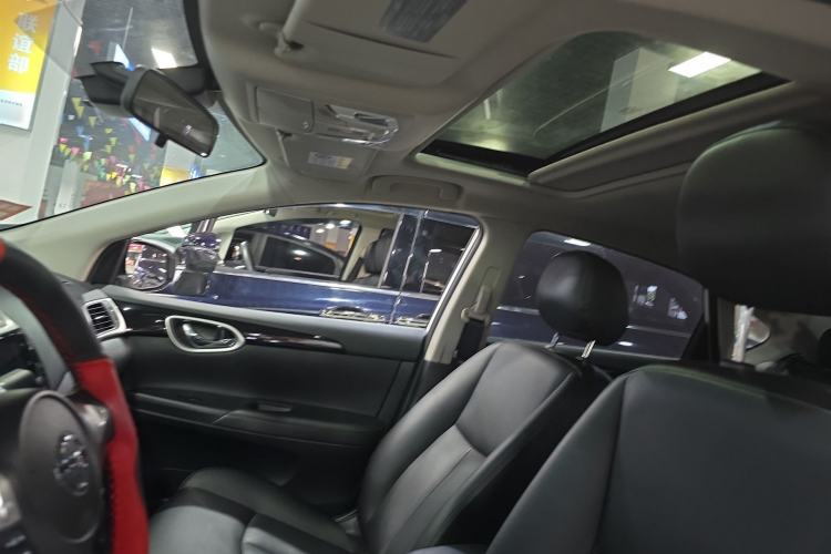 Used Nissan Sylphy 2022 Classic 1.6XL CVT Luxury Edition Interior 2