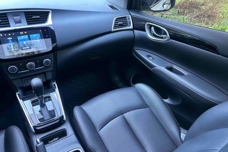 Used Nissan Sylphy 2022 Classic 1.6XL CVT Luxury Edition Interior 2