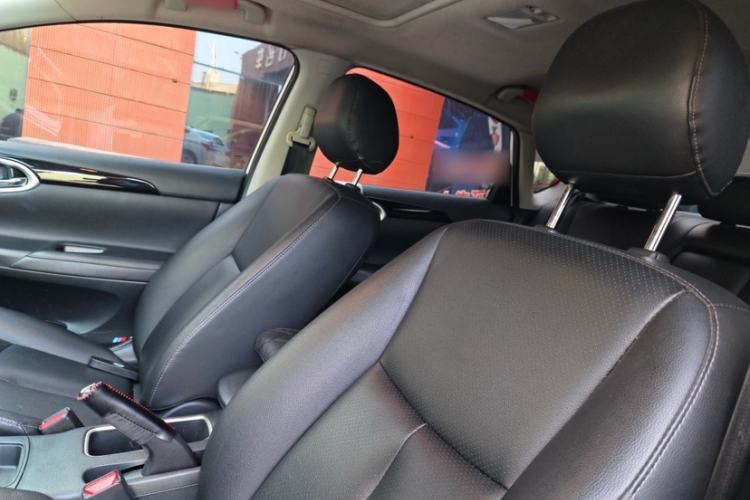 Used Nissan Sylphy 2022 Classic 1.6XL CVT Luxury Edition Interior 2