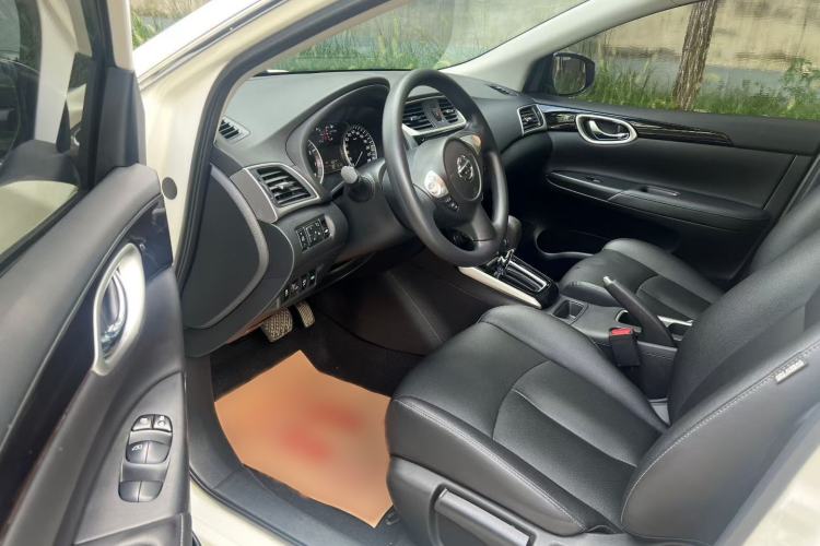 Used Nissan Sylphy 2022 Classic 1.6XL CVT Luxury Edition Interior 3