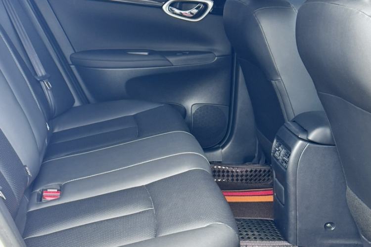 Used Nissan Sylphy 2022 Classic 1.6XL CVT Luxury Edition Interior 4