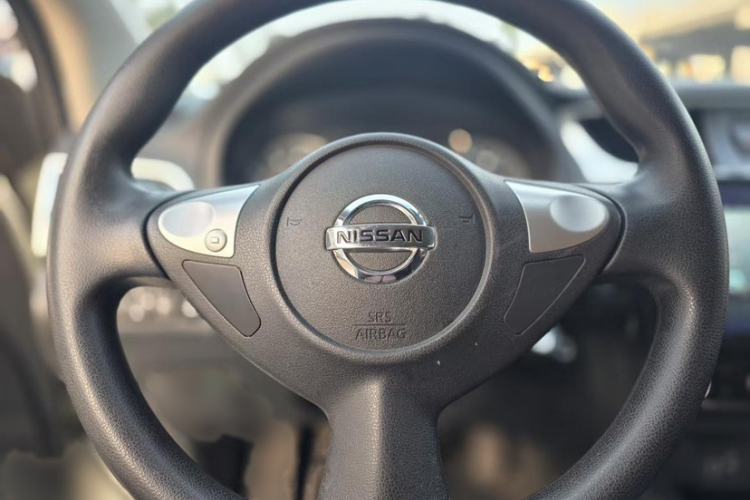 Used Nissan Sylphy 2022 Classic 1.6XE CVT Comfort Edition Interior 4