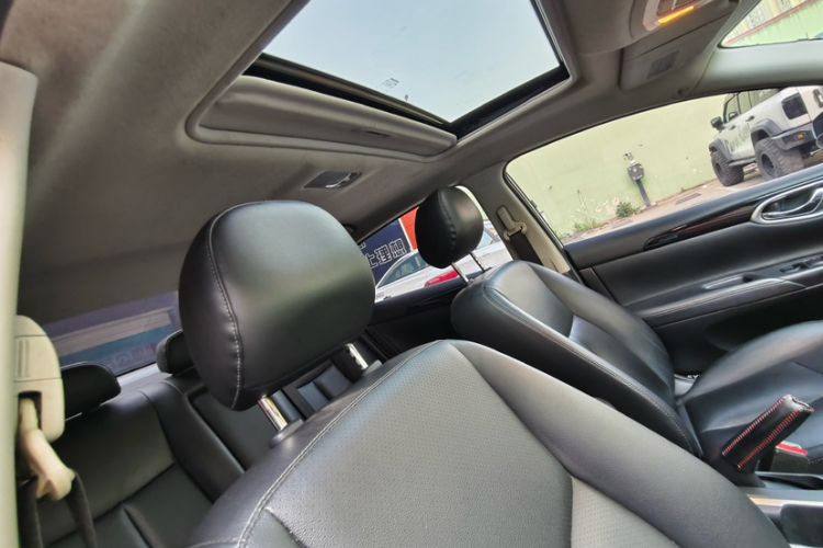 Used Nissan Sylphy 2022 Classic 1.6XL CVT Luxury Edition Interior 4